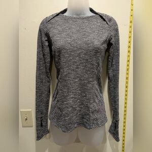 Lululemon Athletica Black and White Women's Sweatshirt Size 4